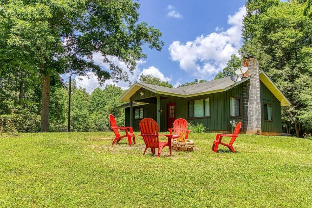 Perfect Elegant Home-Fire Pit- Hot Tub- Fireplace Gatlinburg Exterior photo